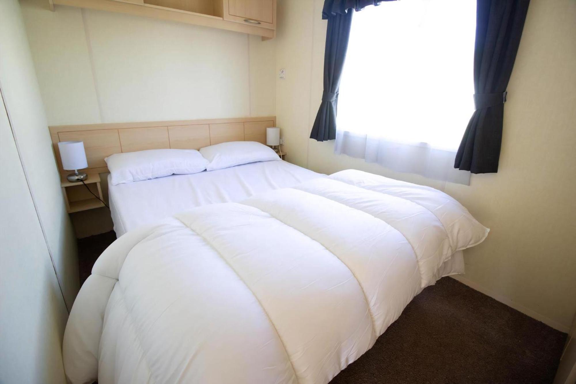 Great 8 Berth Caravan For Hire In Skegness Ref 33069F Exterior foto