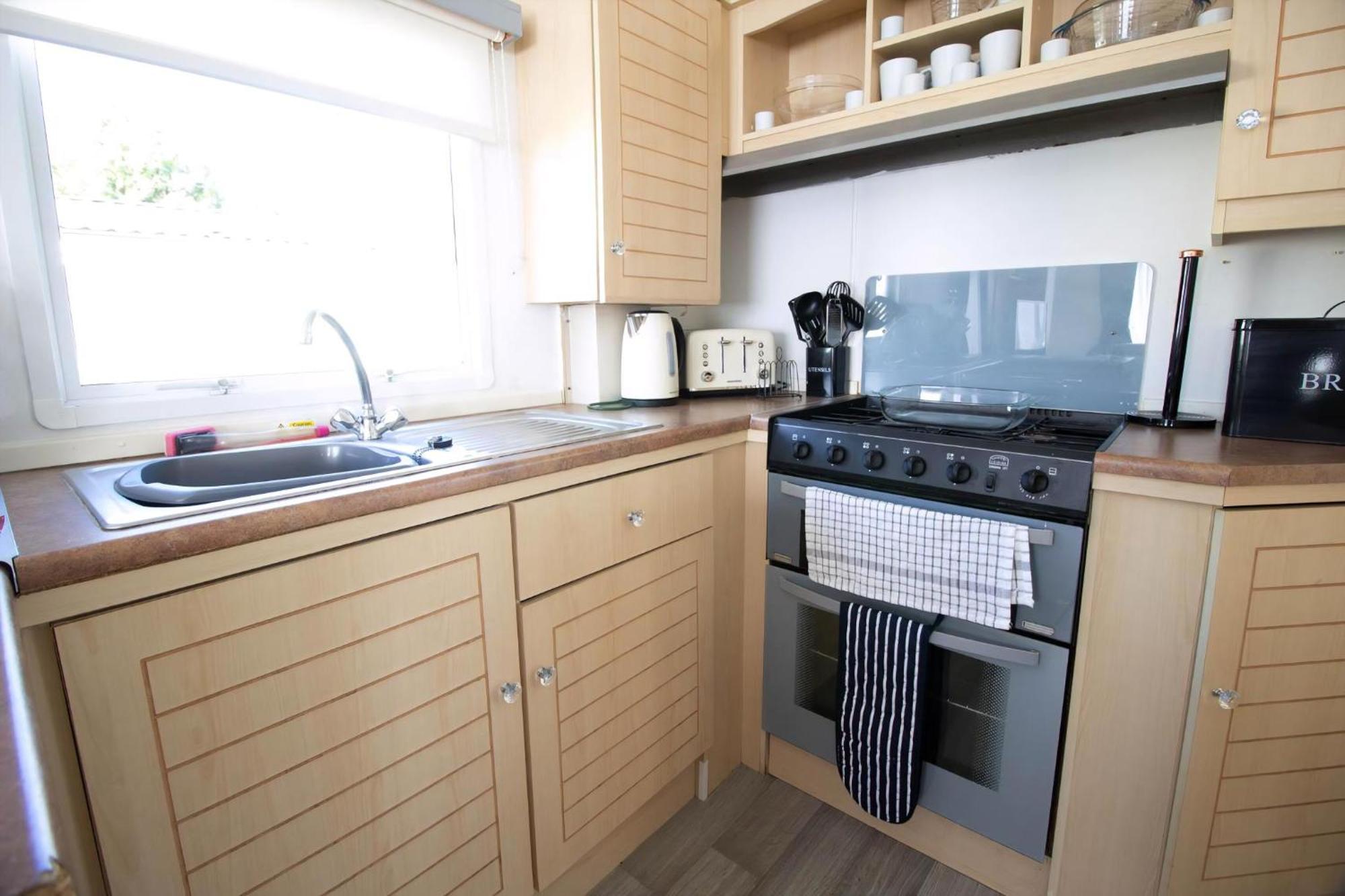 Great 8 Berth Caravan For Hire In Skegness Ref 33069F Exterior foto